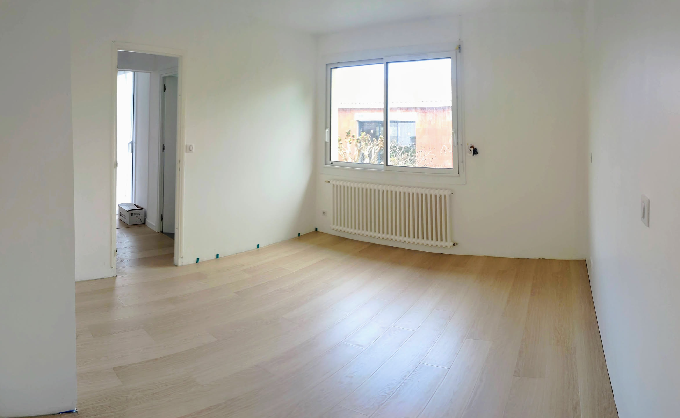 Installation de l'isolation thermique et phonique
