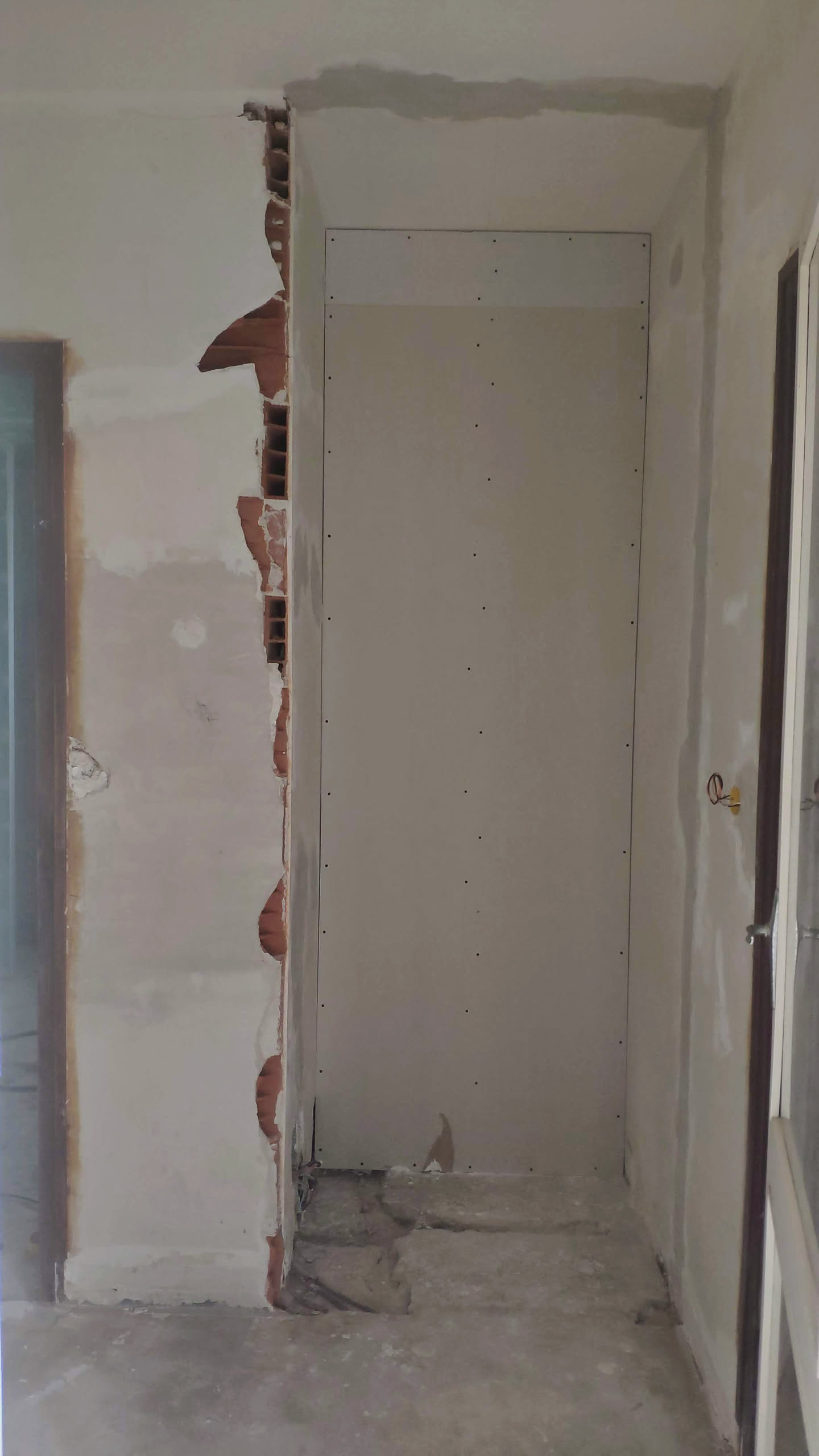 Vue du renfoncement en cours de construction