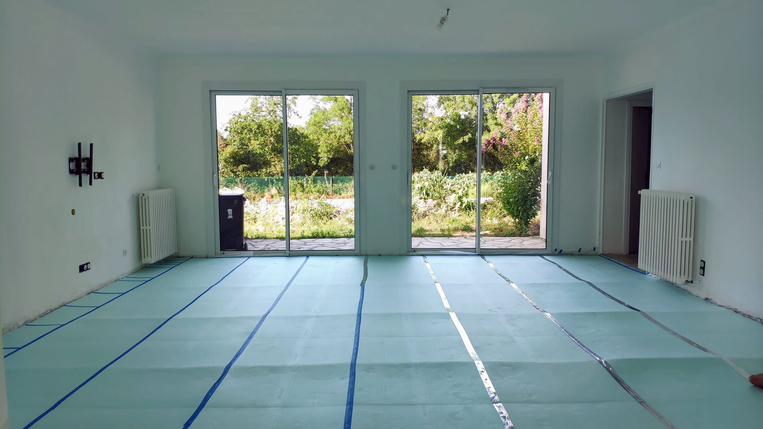 Installation de la sous-couche isolante